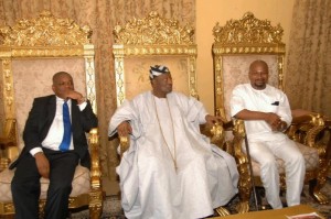 Orji Kalu, Oba Oyewumi and Bayo Fatusin (Owner of House J) during the visit