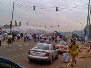 Protesting Polytechnic students,lecturers get teargased by Abuja police 233