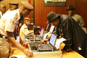 President Jonathan obtains new epassport in Abuja