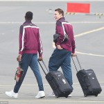 Revealed! 7 Days after Joining Arsenal, Welbeck Still Carries United Bag
