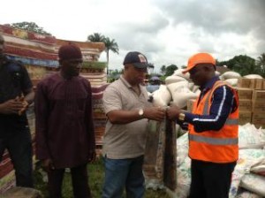  NEMA relief material being distributed in Eha Amufu, Enugu state