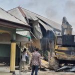 Wike Demolishes 2 Hotels in Rivers Over Lockdown Violations