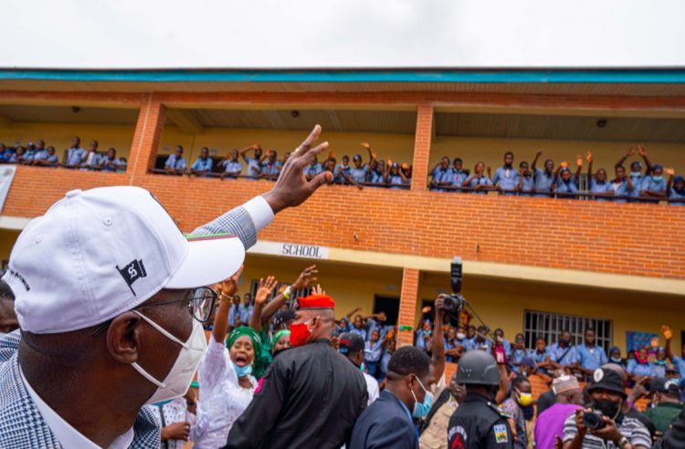 Lagos To Connect 100 Schools To Internet In May, Says Sanwo-Olu - Vimarsana News