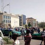 BREAKING:  Gridlock  As Abuja Taxi Drivers Protest Harassments , Illegal VIO Charges