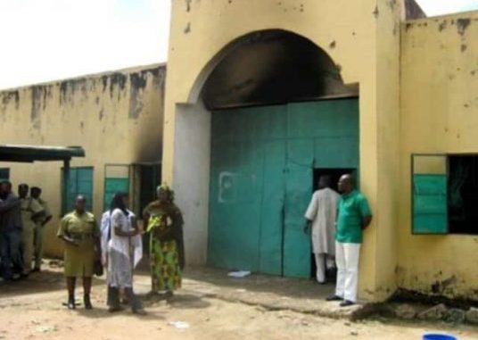 Gunmen Attack Kuje Custodial Centre In Abuja - Vimarsana News